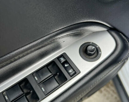 Белый Джип Компас, объемом двигателя 2.36 л и пробегом 264 тыс. км за 10700 $, фото 22 на Automoto.ua