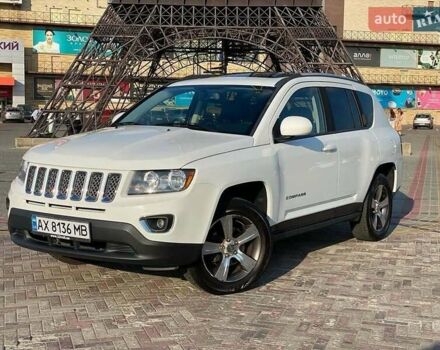 Білий Джип Compass, об'ємом двигуна 2.4 л та пробігом 174 тис. км за 10300 $, фото 3 на Automoto.ua