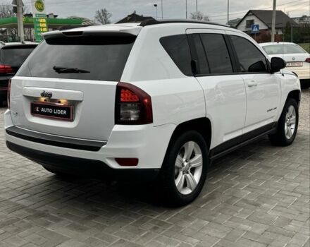 Білий Джип Compass, об'ємом двигуна 2.4 л та пробігом 122 тис. км за 10900 $, фото 3 на Automoto.ua