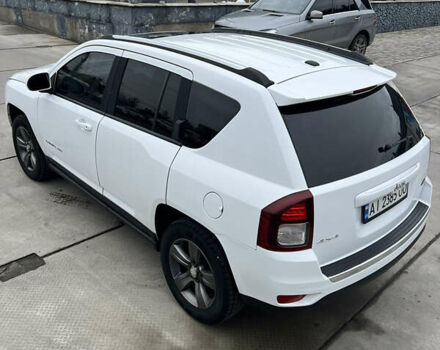 Белый Джип Компас, объемом двигателя 2.36 л и пробегом 264 тыс. км за 10700 $, фото 10 на Automoto.ua