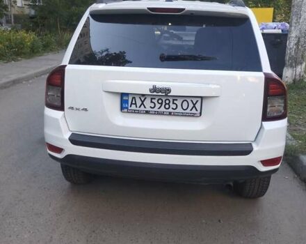 Белый Джип Компас, объемом двигателя 2.36 л и пробегом 158 тыс. км за 9700 $, фото 4 на Automoto.ua