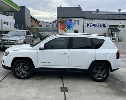 Белый Джип Компас, объемом двигателя 2.36 л и пробегом 264 тыс. км за 10700 $, фото 6 на Automoto.ua