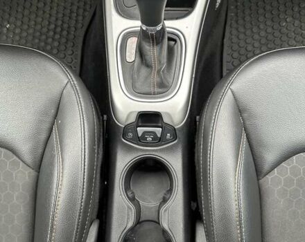 Джип Компас 2015 в Буче на Automoto.ua Белый Джип Компас, объемом двигателя 2.4 л и пробегом 46 тыс. км за 15500 $, фото 25 на Automoto.ua