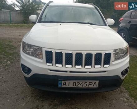 Белый Джип Компас, объемом двигателя 2 л и пробегом 105 тыс. км за 8700 $, фото 1 на Automoto.ua