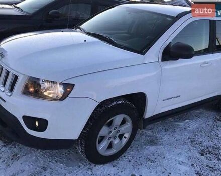 Білий Джип Compass, об'ємом двигуна 2 л та пробігом 212 тис. км за 9500 $, фото 1 на Automoto.ua