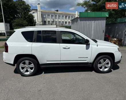 Білий Джип Compass, об'ємом двигуна 2 л та пробігом 217 тис. км за 9900 $, фото 12 на Automoto.ua