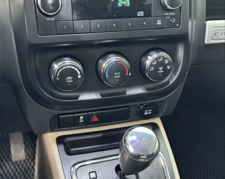 Білий Джип Compass, об'ємом двигуна 2.4 л та пробігом 122 тис. км за 10900 $, фото 13 на Automoto.ua