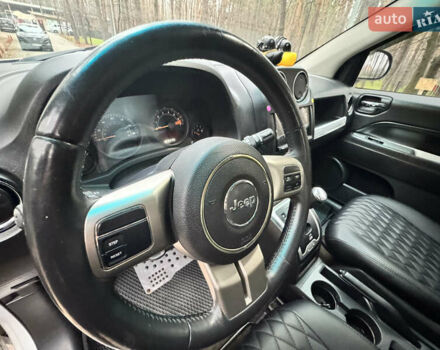 Белый Джип Компас, объемом двигателя 2.4 л и пробегом 104 тыс. км за 10900 $, фото 22 на Automoto.ua