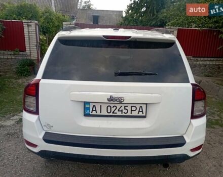 Белый Джип Компас, объемом двигателя 2 л и пробегом 105 тыс. км за 8700 $, фото 3 на Automoto.ua