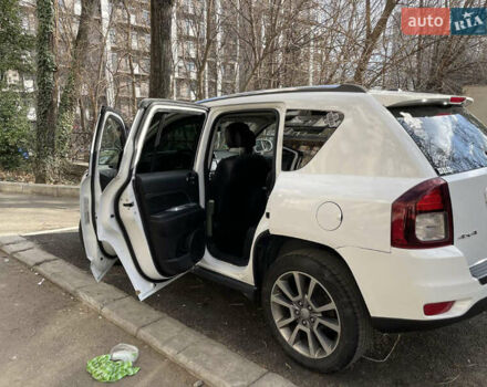 Білий Джип Compass, об'ємом двигуна 2.36 л та пробігом 166 тис. км за 9500 $, фото 7 на Automoto.ua