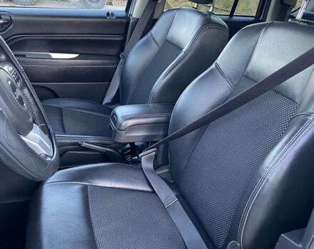 Белый Джип Компас, объемом двигателя 2.4 л и пробегом 165 тыс. км за 10900 $, фото 9 на Automoto.ua