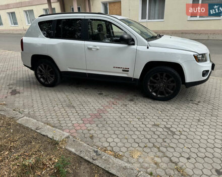Белый Джип Компас, объемом двигателя 2.4 л и пробегом 170 тыс. км за 11700 $, фото 6 на Automoto.ua