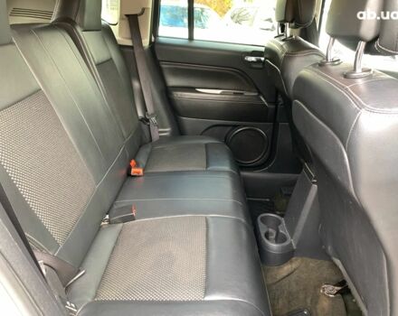 Джип Compass 2016 у Вінниці на Automoto.ua Білий Джип Compass, об'ємом двигуна 2.4 л та пробігом 133 тис. км за 11890 $, фото 22 на Automoto.ua