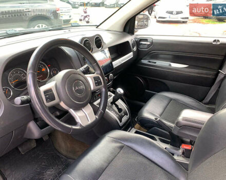 Джип Compass 2016 у Вінниці на Automoto.ua Білий Джип Compass, об'ємом двигуна 2.4 л та пробігом 133 тис. км за 11890 $, фото 24 на Automoto.ua