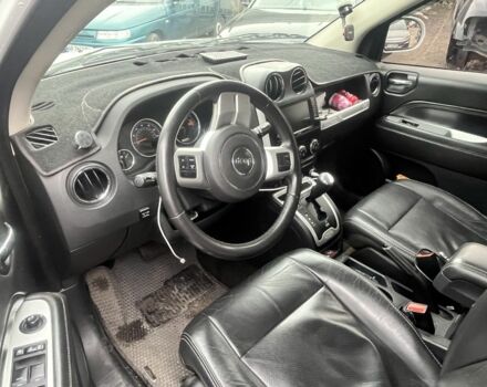 Білий Джип Compass, об'ємом двигуна 2 л та пробігом 126 тис. км за 12000 $, фото 4 на Automoto.ua