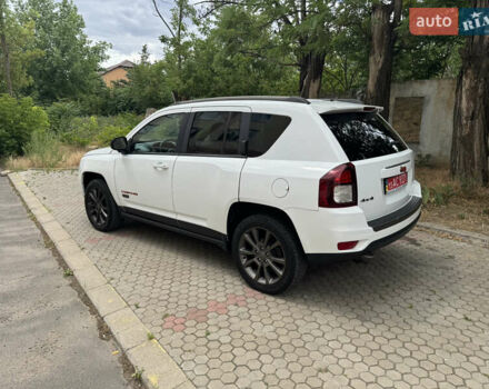 Белый Джип Компас, объемом двигателя 2.4 л и пробегом 170 тыс. км за 11700 $, фото 3 на Automoto.ua