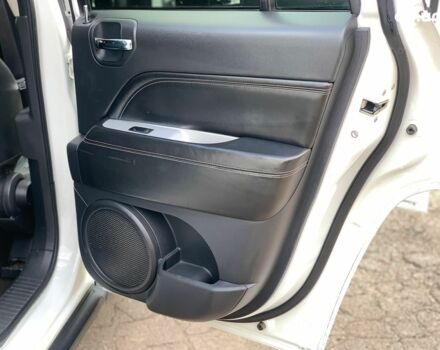 Джип Compass 2016 у Вінниці на Automoto.ua Білий Джип Compass, об'ємом двигуна 2.4 л та пробігом 133 тис. км за 11890 $, фото 18 на Automoto.ua