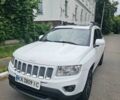 Белый Джип Компас, объемом двигателя 2 л и пробегом 164 тыс. км за 12500 $, фото 1 на Automoto.ua