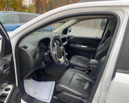 Білий Джип Compass, об'ємом двигуна 2.4 л та пробігом 74 тис. км за 11200 $, фото 9 на Automoto.ua