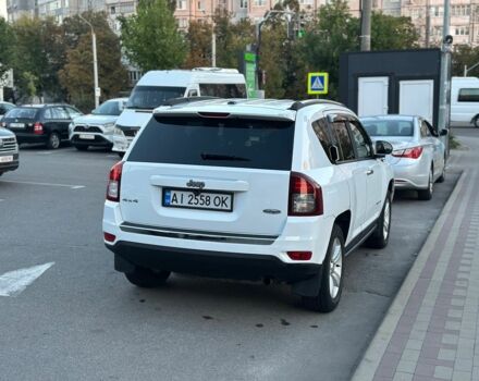 Белый Джип Компас, объемом двигателя 2.4 л и пробегом 160 тыс. км за 12000 $, фото 3 на Automoto.ua