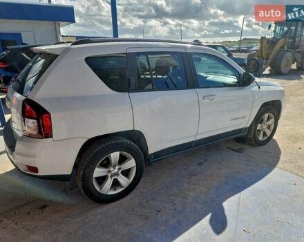 Белый Джип Компас, объемом двигателя 2.36 л и пробегом 104 тыс. км за 800 $, фото 3 на Automoto.ua