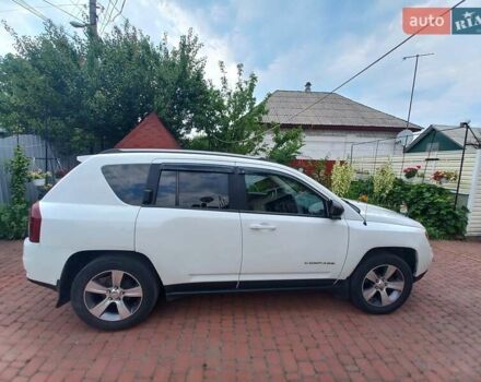 Белый Джип Компас, объемом двигателя 2 л и пробегом 219 тыс. км за 12100 $, фото 13 на Automoto.ua