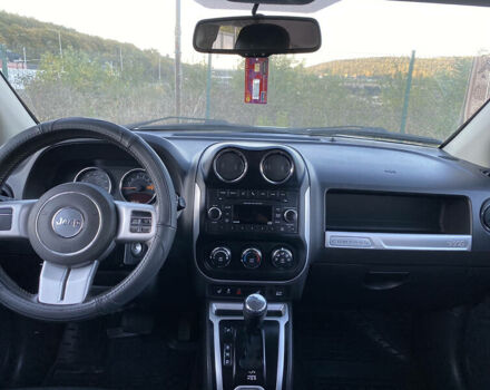 Белый Джип Компас, объемом двигателя 2.4 л и пробегом 165 тыс. км за 10900 $, фото 19 на Automoto.ua