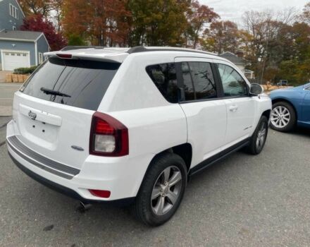 Білий Джип Compass, об'ємом двигуна 2.4 л та пробігом 74 тис. км за 11200 $, фото 6 на Automoto.ua