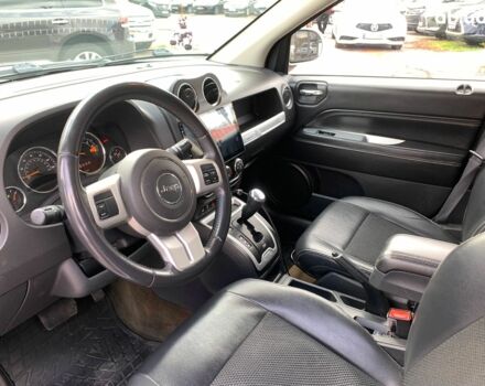 Джип Compass 2016 у Вінниці на Automoto.ua Білий Джип Compass, об'ємом двигуна 2.4 л та пробігом 133 тис. км за 11890 $, фото 24 на Automoto.ua