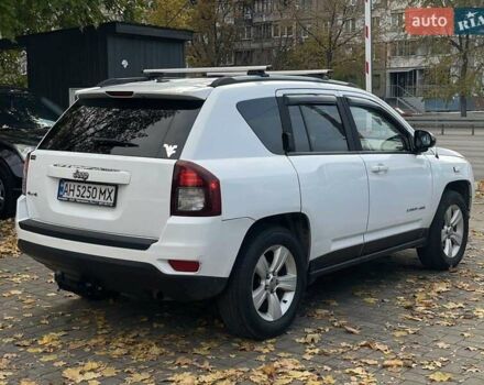 Джип Compass 2016 у Дніпро (Дніпропетровську) на Automoto.ua Білий Джип Compass, об'ємом двигуна 2.36 л та пробігом 246 тис. км за 9900 $, фото 8 на Automoto.ua