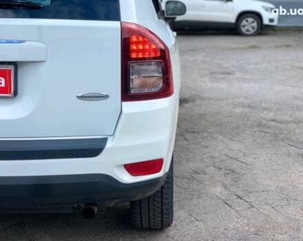Джип Compass 2016 у Вінниці на Automoto.ua Білий Джип Compass, об'ємом двигуна 2.4 л та пробігом 133 тис. км за 11890 $, фото 10 на Automoto.ua