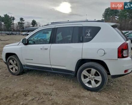 Белый Джип Компас, объемом двигателя 2.36 л и пробегом 155 тыс. км за 650 $, фото 2 на Automoto.ua