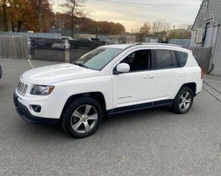 Білий Джип Compass, об'ємом двигуна 2.4 л та пробігом 74 тис. км за 11200 $, фото 2 на Automoto.ua