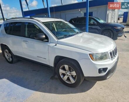 Белый Джип Компас, объемом двигателя 2.36 л и пробегом 104 тыс. км за 800 $, фото 1 на Automoto.ua