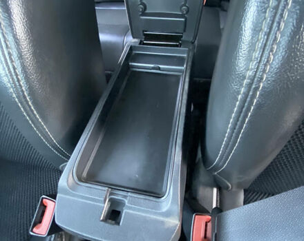 Белый Джип Компас, объемом двигателя 2.4 л и пробегом 165 тыс. км за 10900 $, фото 23 на Automoto.ua