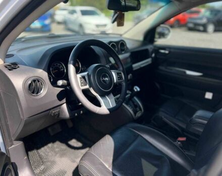 Белый Джип Компас, объемом двигателя 2.4 л и пробегом 127 тыс. км за 10900 $, фото 3 на Automoto.ua