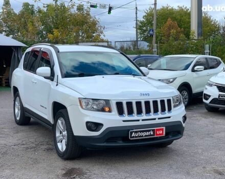 Джип Compass 2016 у Вінниці на Automoto.ua Білий Джип Compass, об'ємом двигуна 2.4 л та пробігом 133 тис. км за 11890 $, фото 2 на Automoto.ua