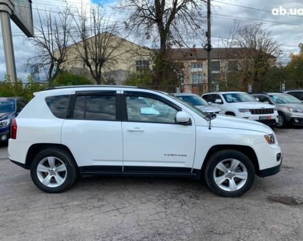 Джип Compass 2016 у Вінниці на Automoto.ua Білий Джип Compass, об'ємом двигуна 2.4 л та пробігом 133 тис. км за 11890 $, фото 3 на Automoto.ua
