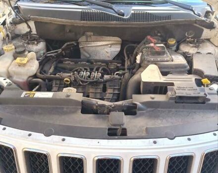 Джип Compass 2016 у Києві на Automoto.ua Білий Джип Compass, об'ємом двигуна 2 л та пробігом 150 тис. км за 10000 $, фото 14 на Automoto.ua