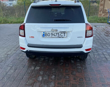 Белый Джип Компас, объемом двигателя 2.4 л и пробегом 165 тыс. км за 10900 $, фото 3 на Automoto.ua