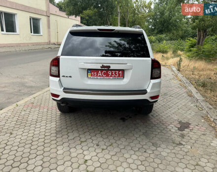 Белый Джип Компас, объемом двигателя 2.4 л и пробегом 170 тыс. км за 11700 $, фото 4 на Automoto.ua