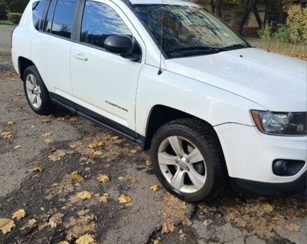 Белый Джип Компас, объемом двигателя 2 л и пробегом 1 тыс. км за 11595 $, фото 1 на Automoto.ua