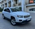 Белый Джип Компас, объемом двигателя 2 л и пробегом 183 тыс. км за 9800 $, фото 1 на Automoto.ua
