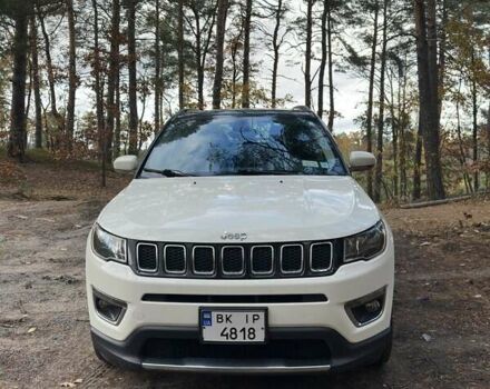Джип Compass 2017 у Здолбунове на Automoto.ua Білий Джип Compass, об'ємом двигуна 2.36 л та пробігом 140 тис. км за 16200 $, фото 4 на Automoto.ua