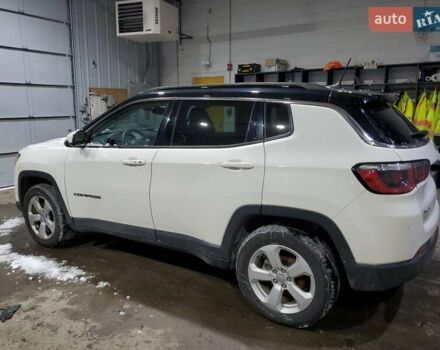 Белый Джип Компас, объемом двигателя 2.36 л и пробегом 115 тыс. км за 1800 $, фото 1 на Automoto.ua