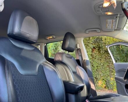 Джип Компас 2017 в Черновцах на Automoto.ua Белый Джип Компас, объемом двигателя 2.4 л и пробегом 221 тыс. км за 15300 $, фото 20 на Automoto.ua