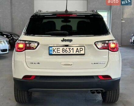 Джип Компас 2017 в Каменское - Днепродзержинск на Automoto.ua Белый Джип Компас, объемом двигателя 2.36 л и пробегом 102 тыс. км за 14799 $, фото 5 на Automoto.ua