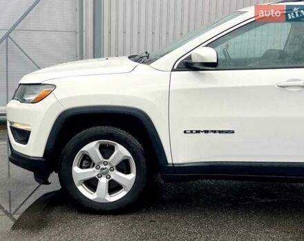 Белый Джип Компас, объемом двигателя 2.36 л и пробегом 199 тыс. км за 13999 $, фото 10 на Automoto.ua