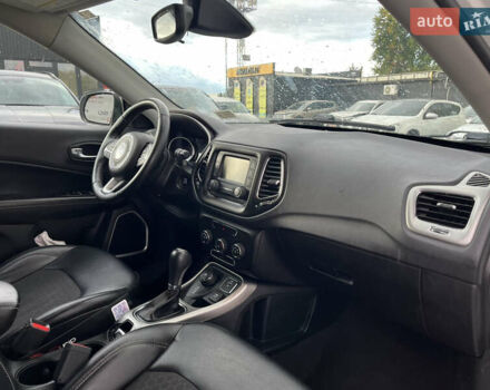 Белый Джип Компас, объемом двигателя 2.4 л и пробегом 191 тыс. км за 13300 $, фото 18 на Automoto.ua