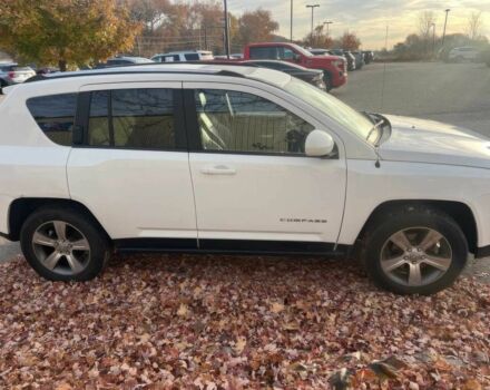 Білий Джип Compass, об'ємом двигуна 2.4 л та пробігом 62 тис. км за 5500 $, фото 5 на Automoto.ua